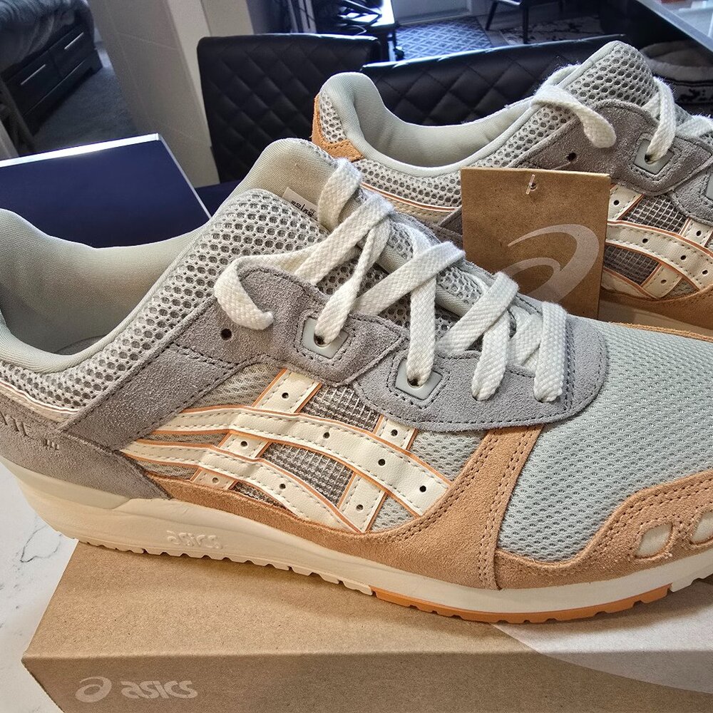 Asics Gel-Lyte III OG White Sage/Cream 1203A330-022 Mens Size 10 NEW